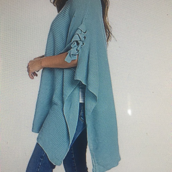 NEW tie BLACK ONLY Grommet detailed Poncho/sweater - Picture 5 of 6